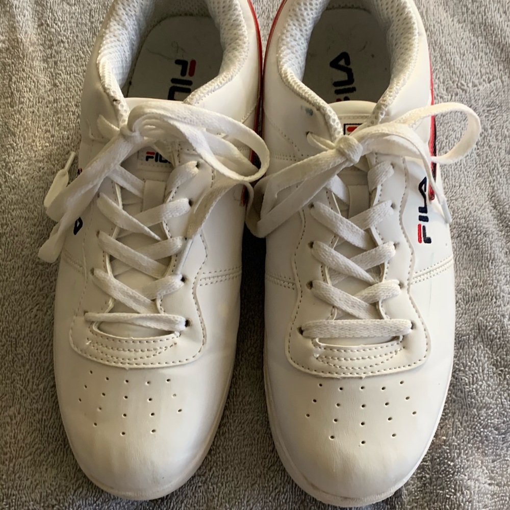 Men's FILA tennis
